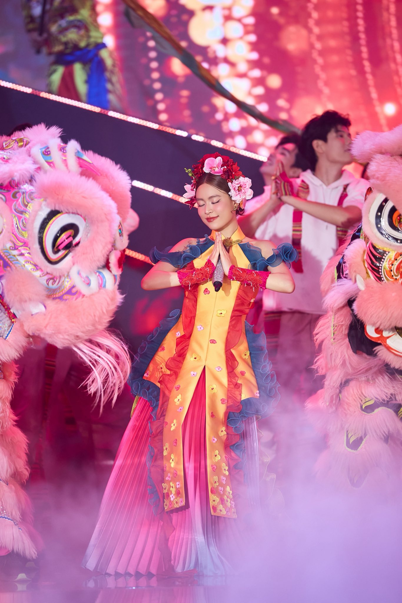 Hoàng Thuỳ Linh là nữ ca sĩ có trình độ học vấn về âm nhạc được đánh giá cao.