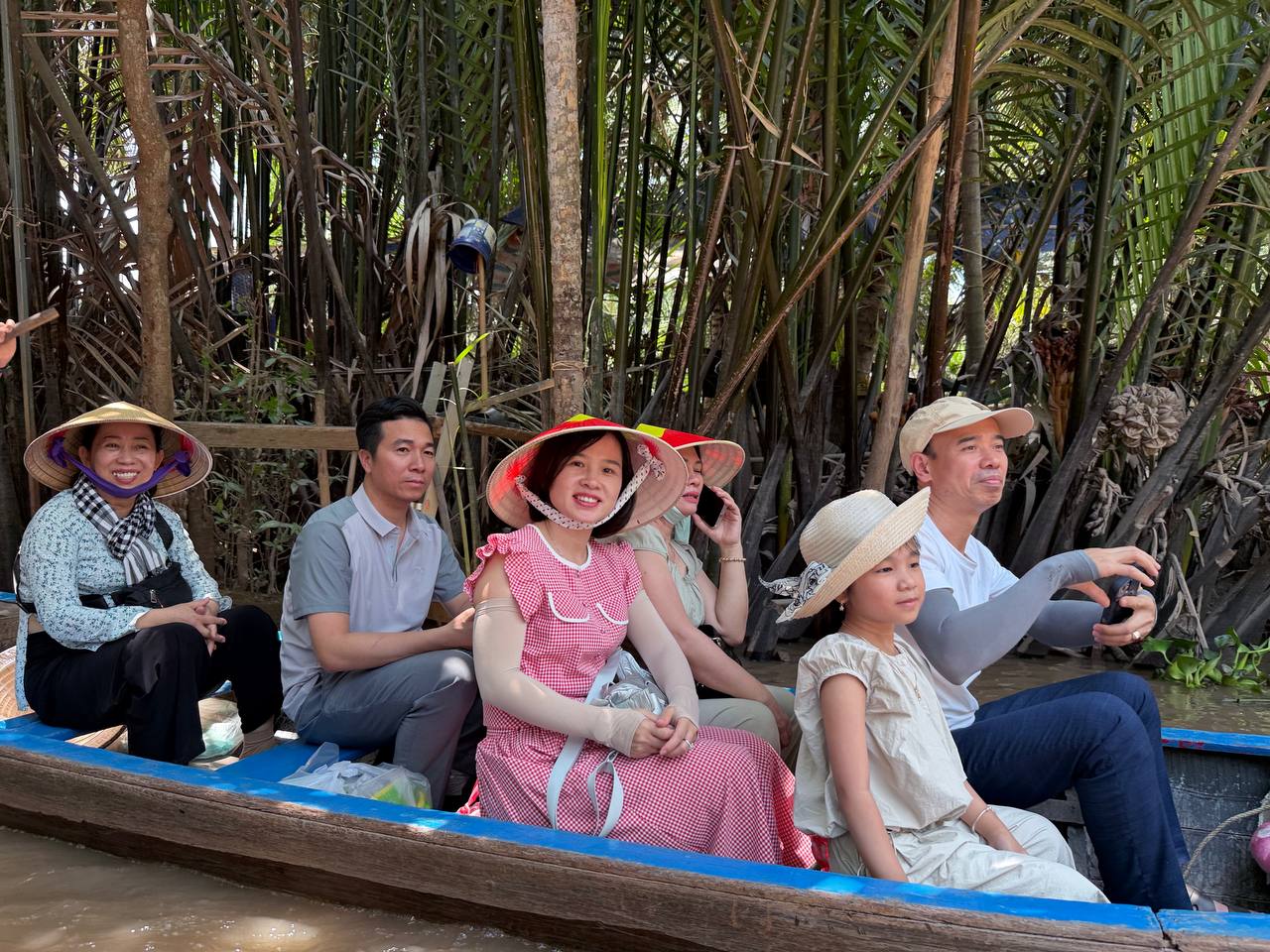 Tour miền Tây đắt khách dịp 30/4-1/5: Hàng trăm du thuyền tại Mỹ Tho- Vĩnh Long hoạt động hết công suất