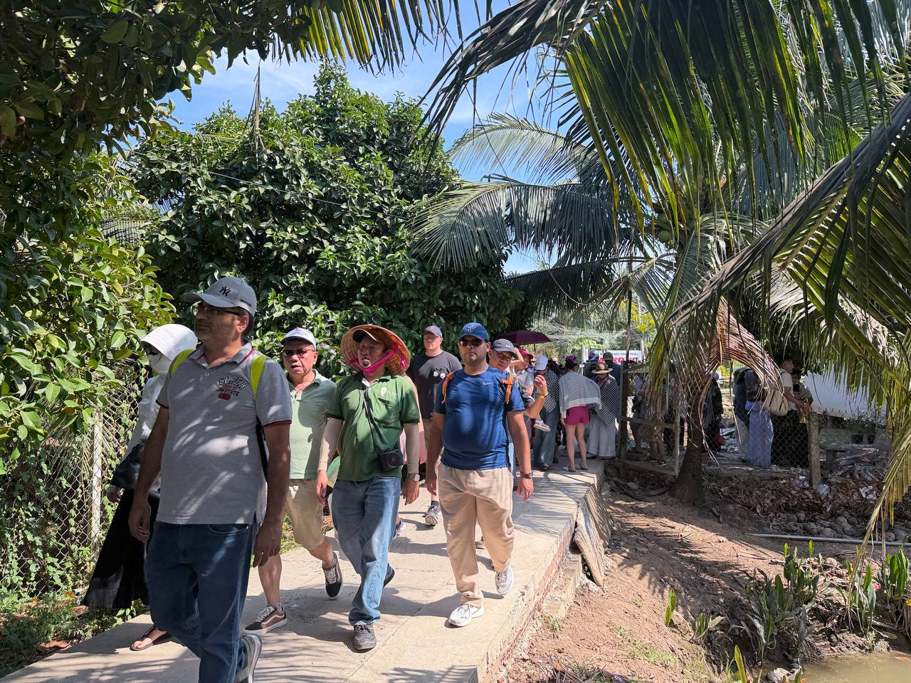 Tour miền Tây đắt khách dịp 30/4-1/5: Hàng trăm du thuyền tại Mỹ Tho- Vĩnh Long hoạt động hết công suất