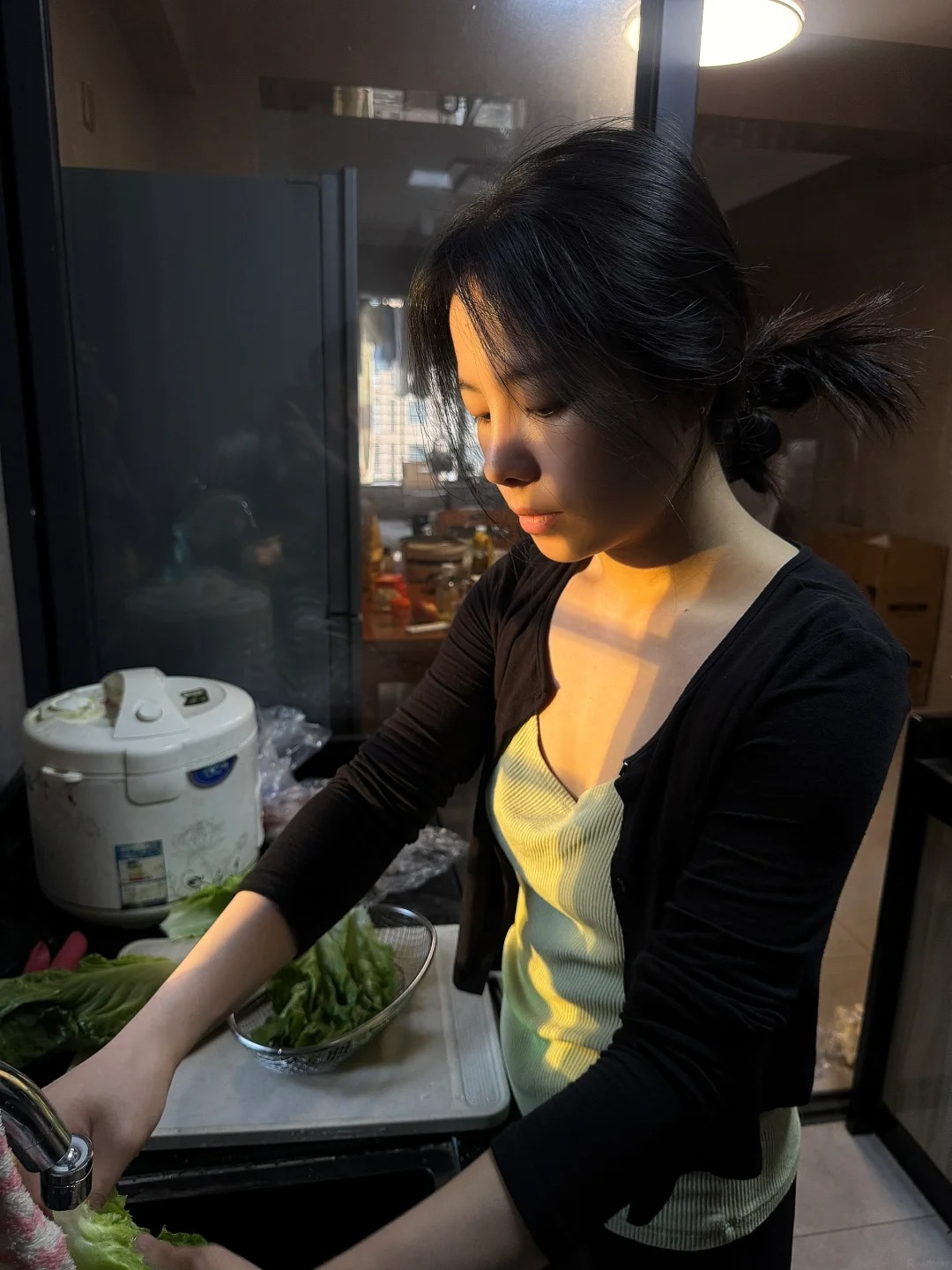 Sau chuyến du lịch là hôm nào cũng thấy đang trong trạng thái tự nấu ăn ở nhà. Ảnh minh họa. 