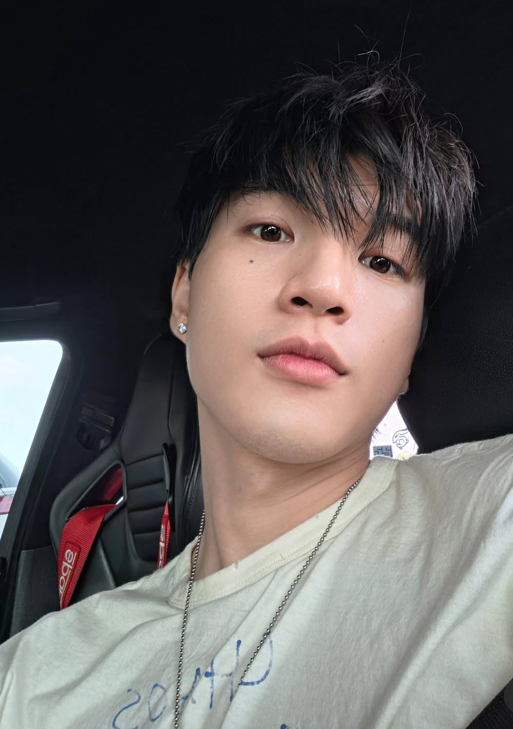 Nam rapper tung ảnh đời thường khiến hội chị em rần rần 