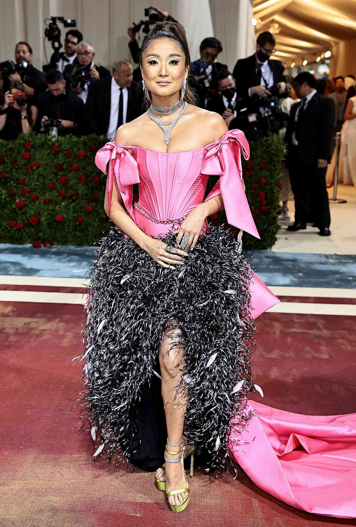 Ashley Park bị ốm trong lần đầu tham dự Met Gala. Ảnh: People