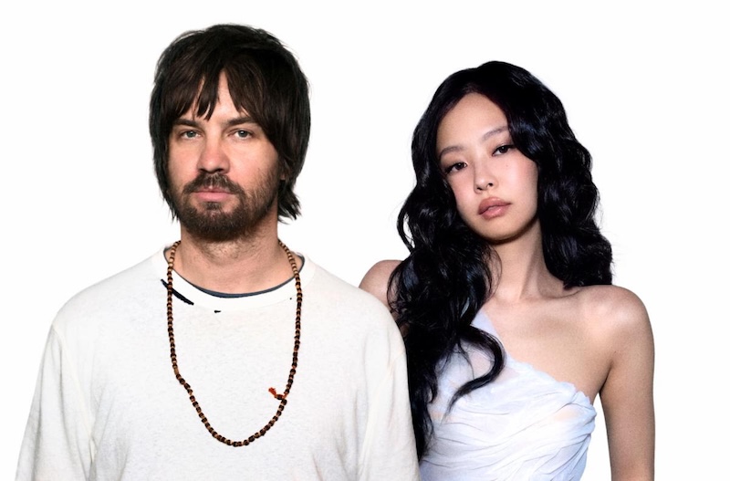 Jennie vướng ồn ào vì bị nghi âm thầm cướp thành quả lao động của Kevin Parker. Ảnh: Naver