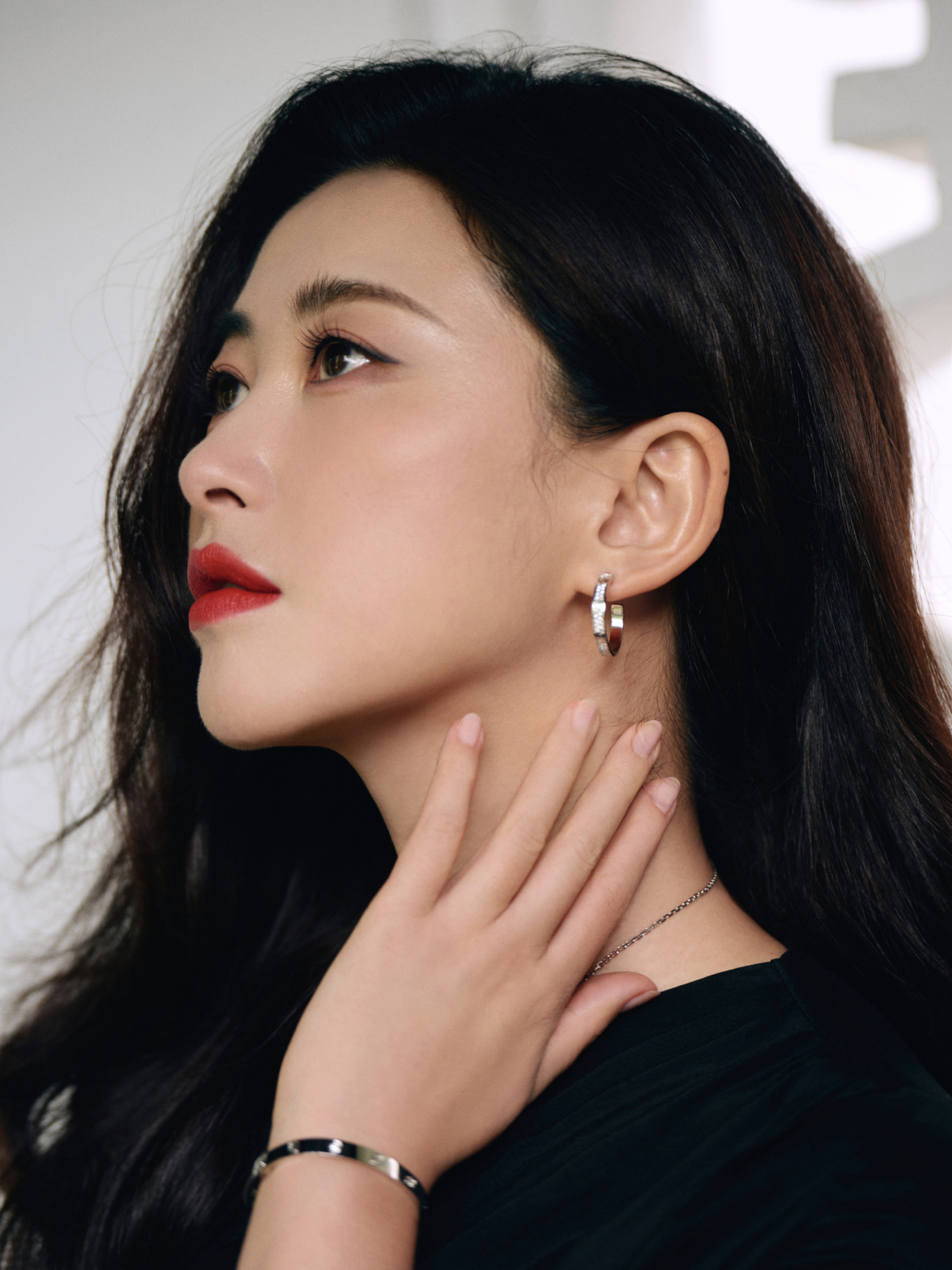Chu Châu giữ kỹ lục là nữ diễn viên Trung Quốc có 8 năm liên tiếp nằm trong danh sách 100 gương mặt đẹp nhất thế giới do tạp chí TC Candler bình chọn. Ảnh: Sina.