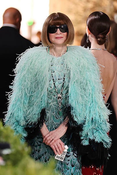 Anna Wintour đã xuất hiện.