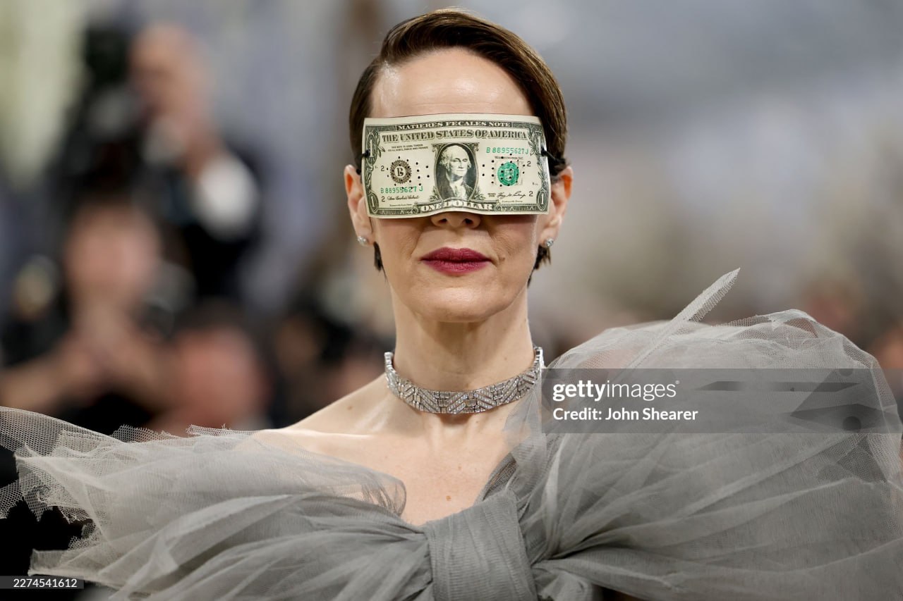 Sarah Paulson với tạo hình 