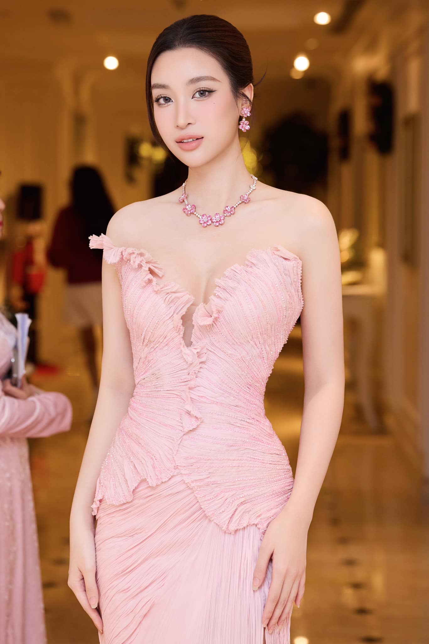 Hoa hậu Đỗ Mỹ Linh vắng mặt trong sự kiện Hoa hậu Việt Nam mới đây 