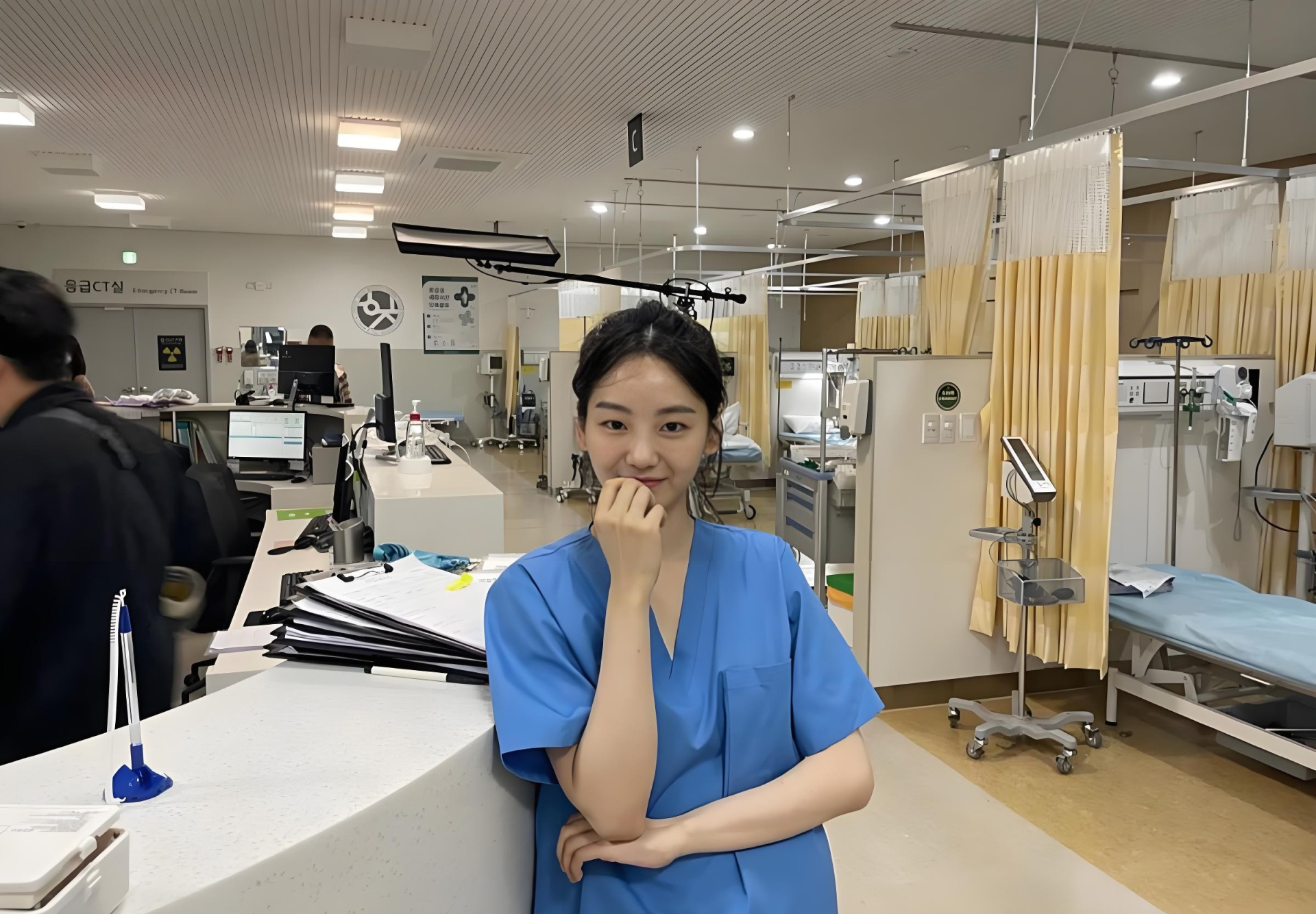 Việc lựa chọn điểm đến du học ngành điều dưỡng cần được cân nhắc dựa trên nhiều yếu tố (Ảnh minh họa)