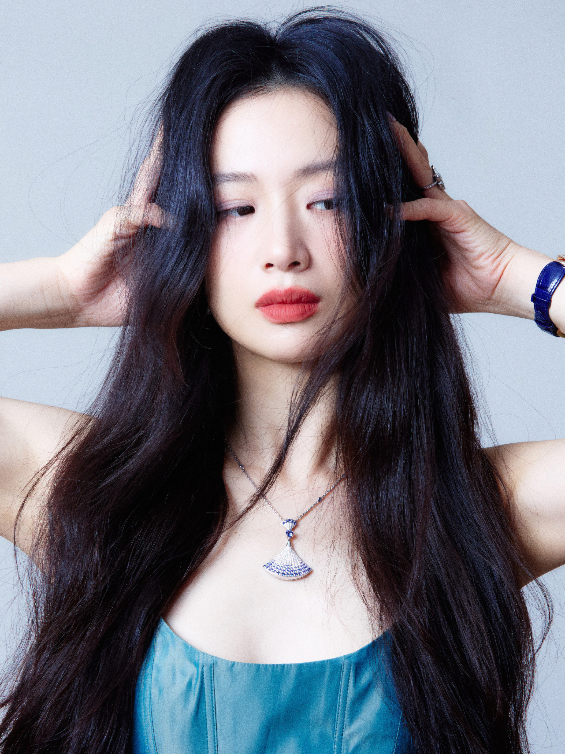 Lý Mộng 2 lần bị đuổi khỏi đoàn phim vì thói hống hách, yêu sách quá quắt. Ảnh: Weibo. 