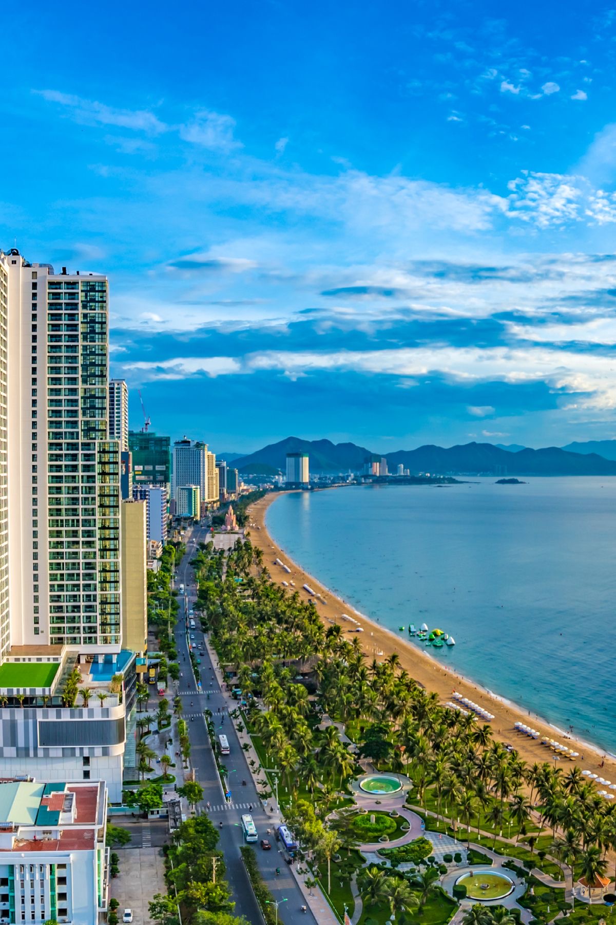 Bức ảnh chứng minh Nha Trang là một trong những vịnh đẹp nhất thế giới