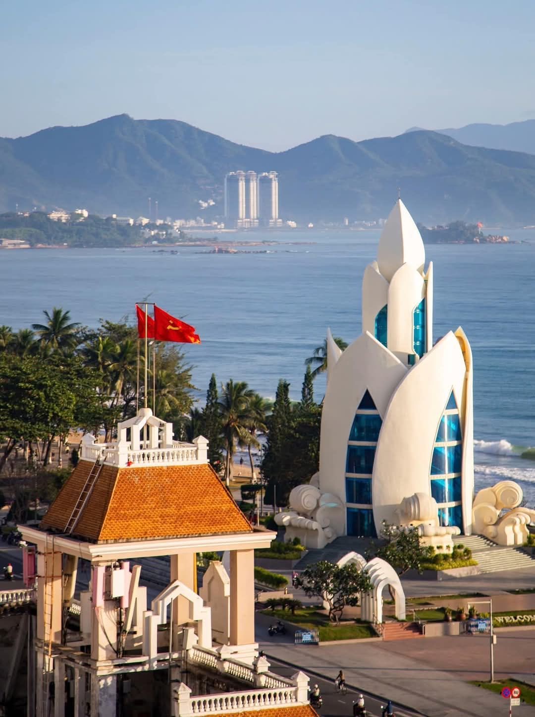 Bức ảnh chứng minh Nha Trang là một trong những vịnh đẹp nhất thế giới