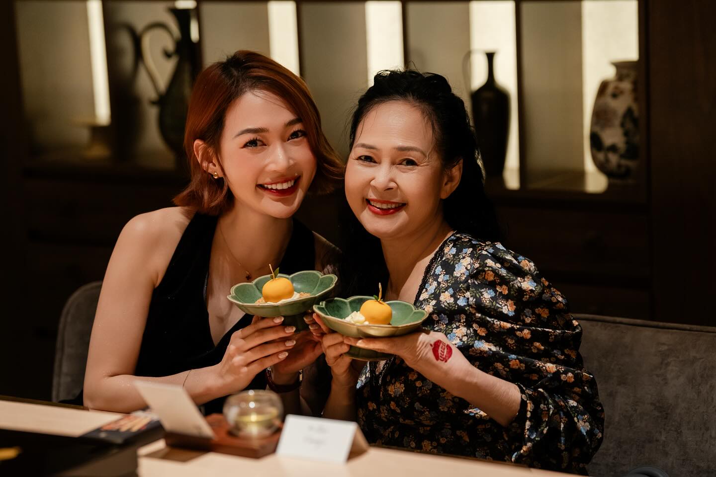 Sun HT và mẹ