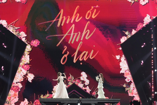 Hoà Minzy tái xuất sau ồn ào 