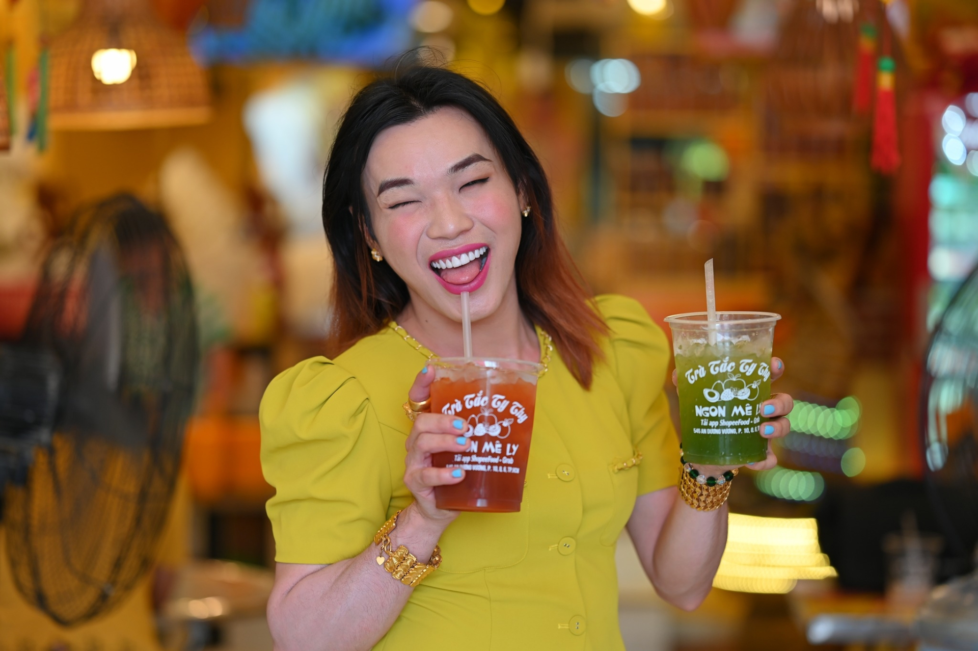 Thánh gỏi đu đủ Việt Nam: Bán nhà 10 tỷ nhưng công khai xin miễn tiền cọc, liên tục dời quán khiến khách hàng chóng mặt