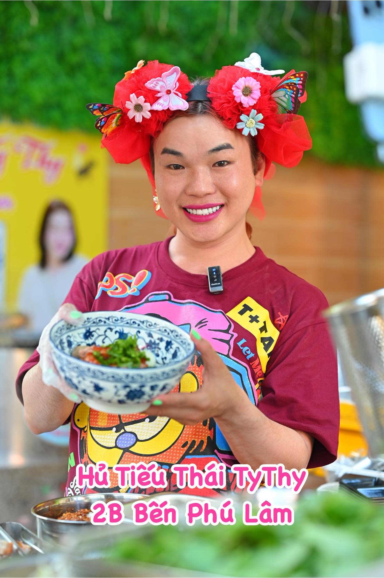 Thánh gỏi đu đủ Việt Nam: Bán nhà 10 tỷ nhưng công khai xin miễn tiền cọc, liên tục dời quán khiến khách hàng chóng mặt