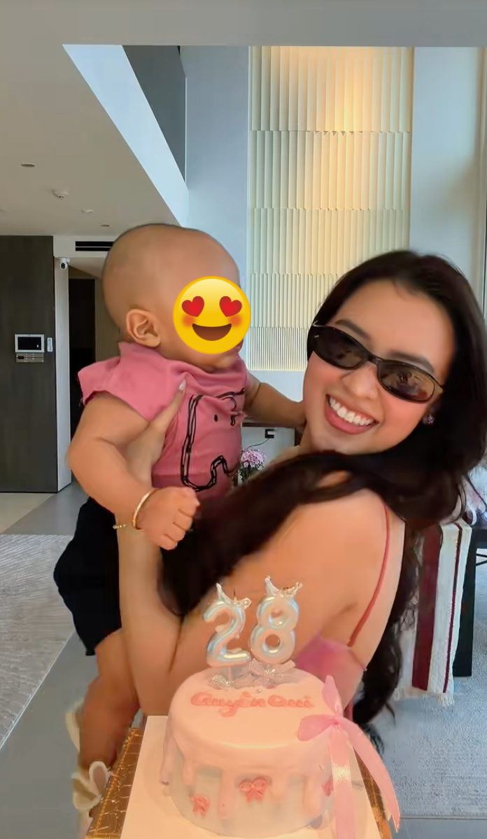 Quyên Qui lần đầu khoe con trai với phó chủ tịch
