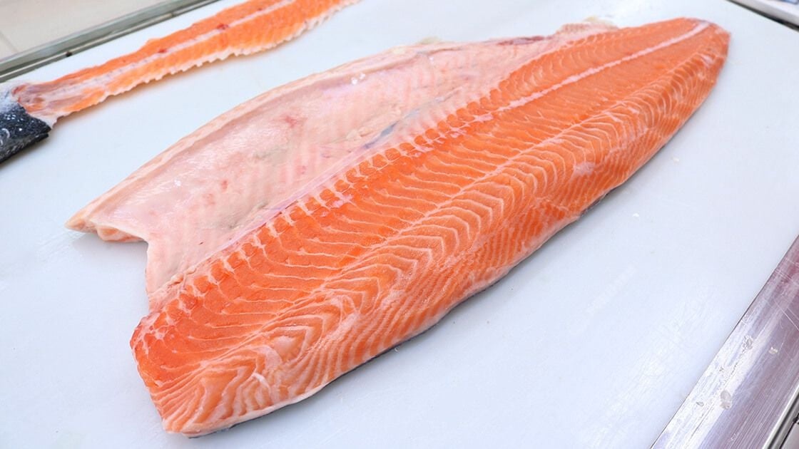 Lời khuyên khi mua cá hồi