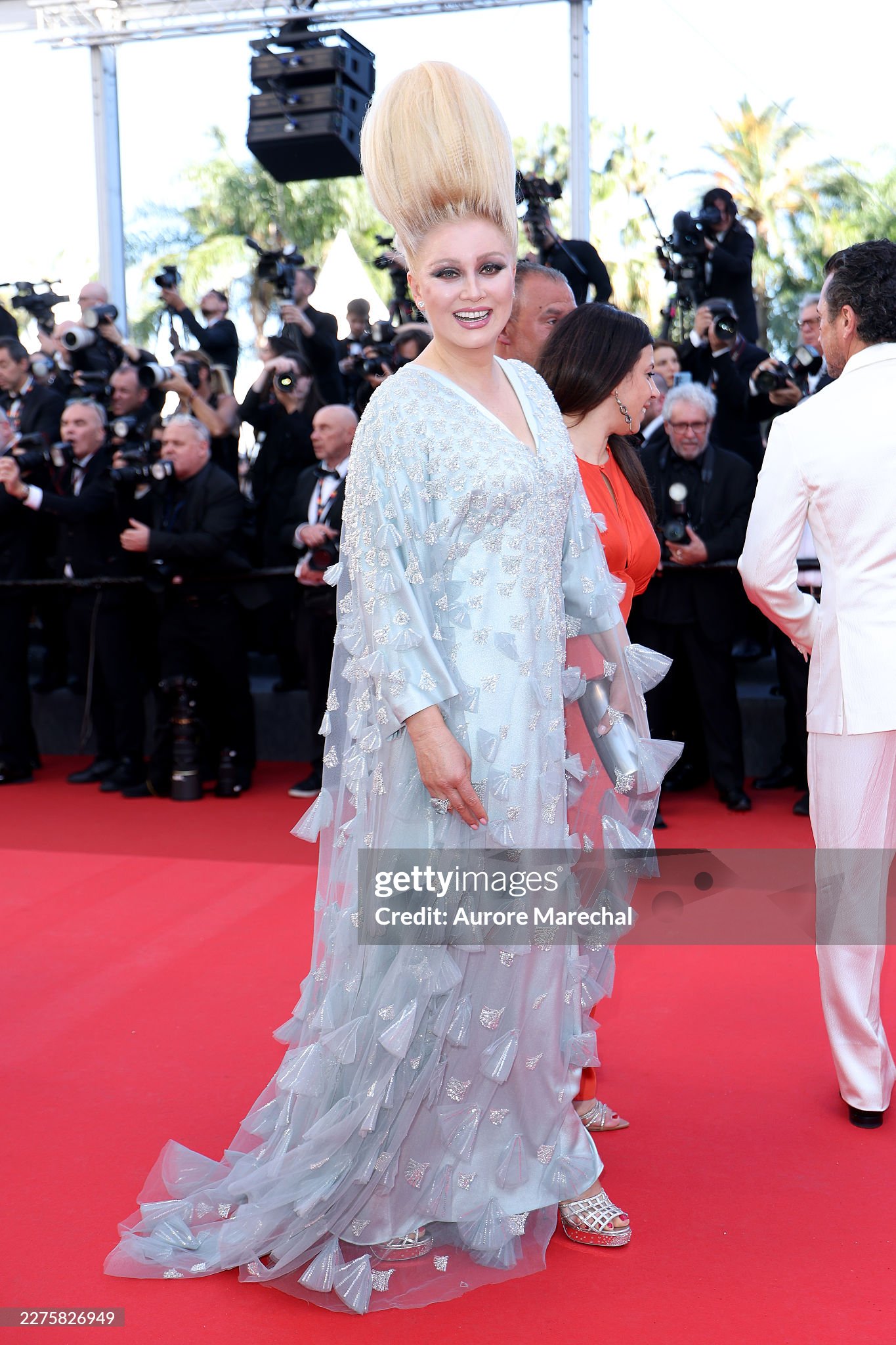 Màn làm lố đến từ vị trí của Elena Lenina. Ảnh: Getty Images