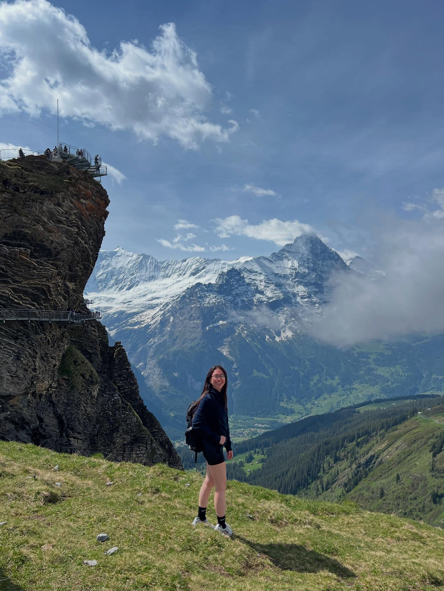 Trekking: Khi người ta trả tiền để chịu khổ, thứ cứu bạn giữa núi rừng đôi khi chỉ là một đôi tất