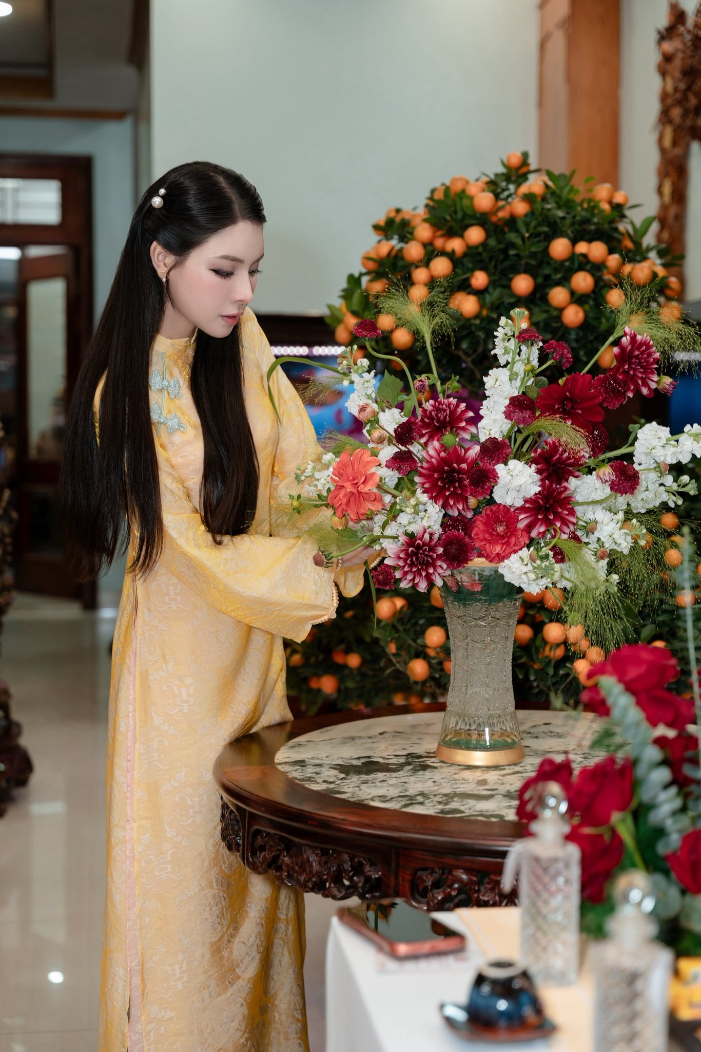 Một số hình ảnh bên trong căn nhà cho thấy độ hoành tráng, đầu tư chỉn chu.