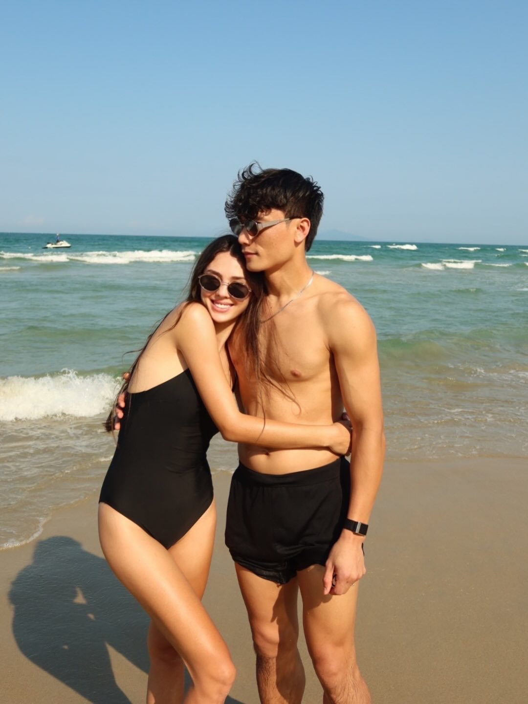 Kiểu hẹn hò tốn mồ hôi hột của dàn cầu thủ nổi tiếng và vợ: Thành quả xứng đáng!