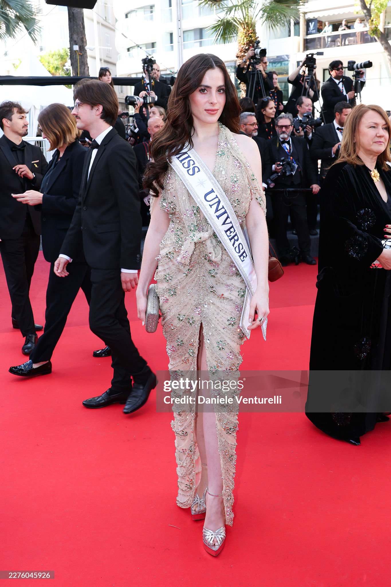 Hoa hậu Hoàn vũ bị ghét nhất hiện nay Fatima Bosch có màn chào sân Cannes lần đầu tiên. Ảnh: Getty Images