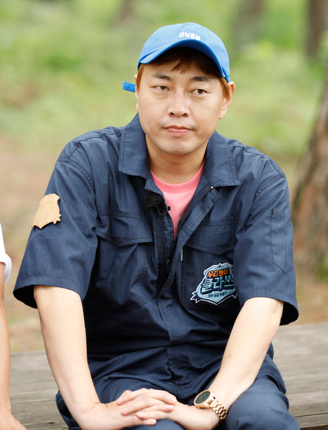 Lee Jin Ho hiện đang tập trung vào điều trị phục hồi chức năng tại một phòng bệnh thông thường. Ảnh: Nate