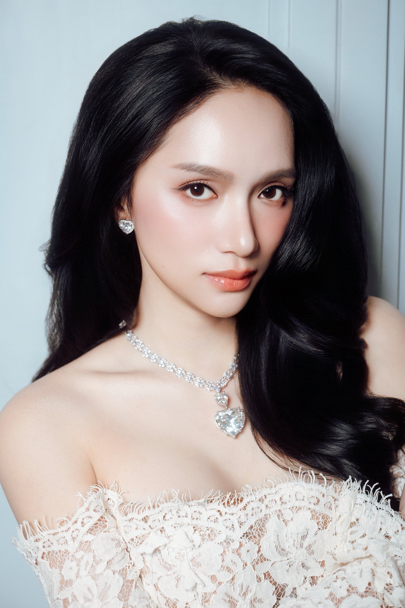 Hương Giang đứng trước cơ hội chinh phục danh hiệu mới nhưng đi kèm không ít áp lực