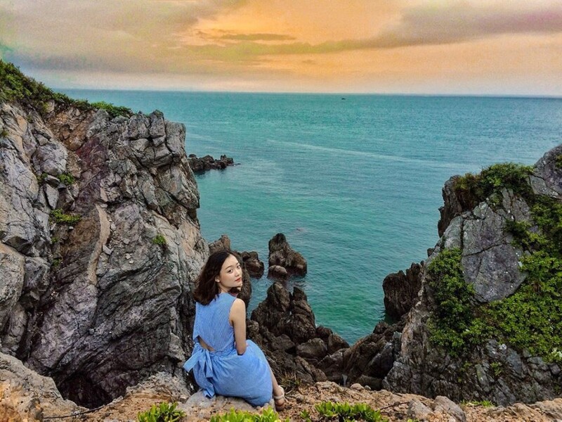 Việt Nam có vịnh biển vừa được Mỹ xếp top 3 Đông Nam Á, hòn đảo đẹp nhất cách Hà Nội vài giờ chạy xe nhưng lại vắng hoe