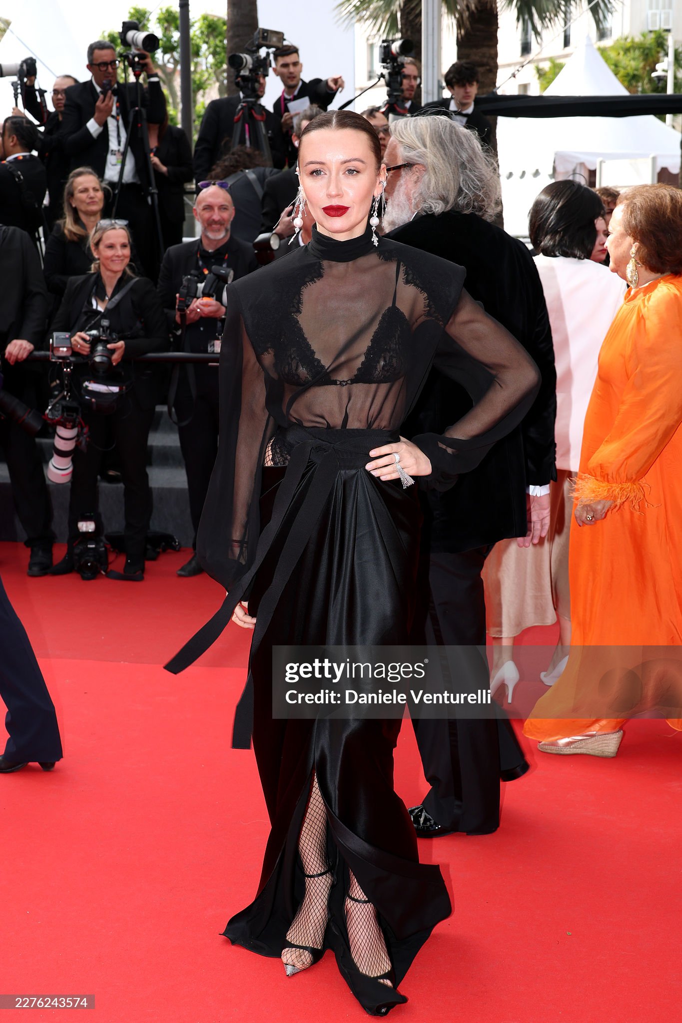 ... và Nataly Osmann. Ảnh: Getty Images