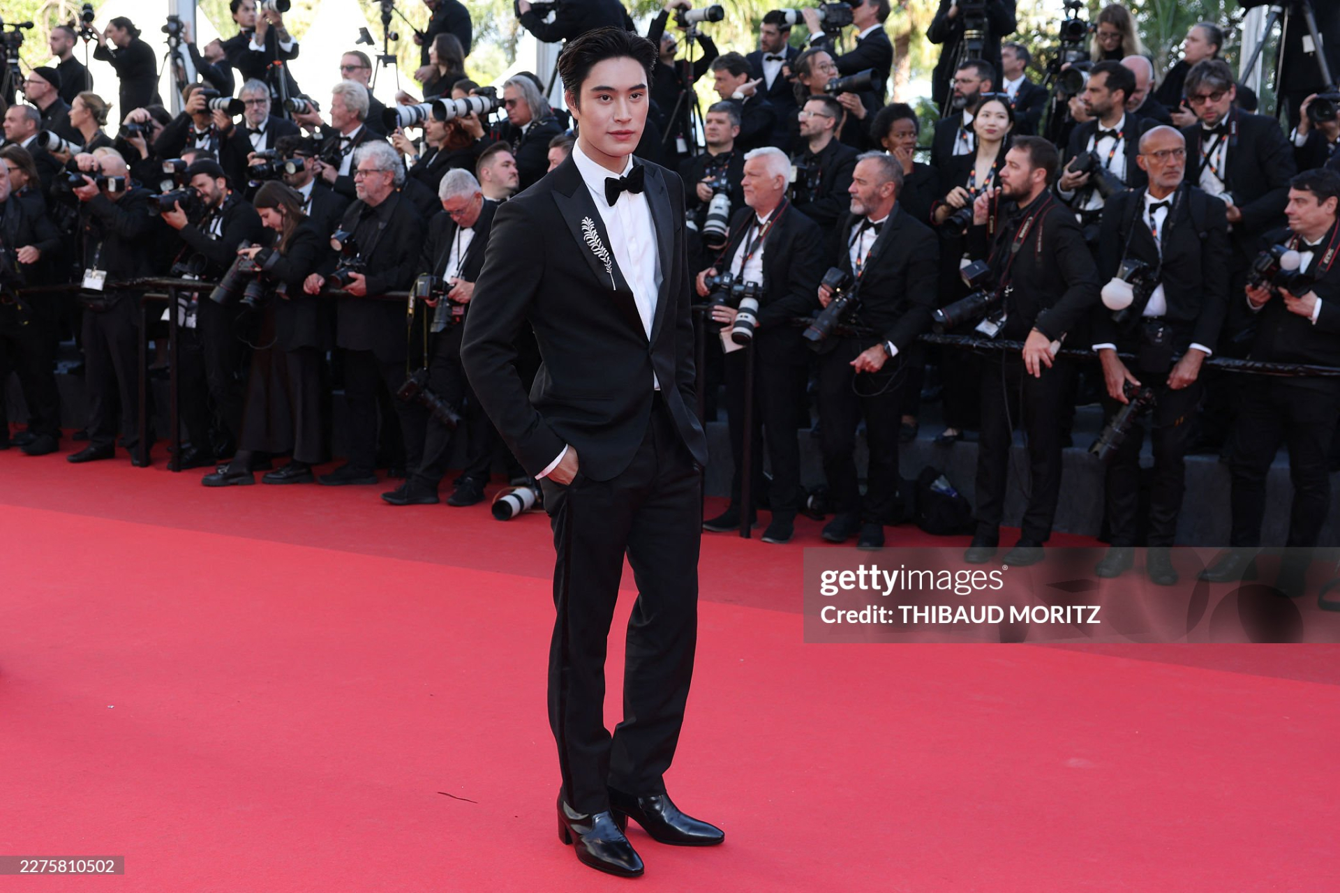 Nam thần Gemini cao lớn nổi bật, diện vest đen lịch lãm. Ảnh: Getty Images
