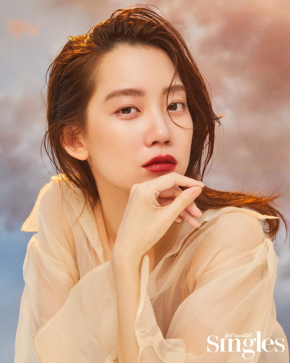 Shin Hyun Been là diễn viên đa tài của Kbiz. Ảnh: Singles