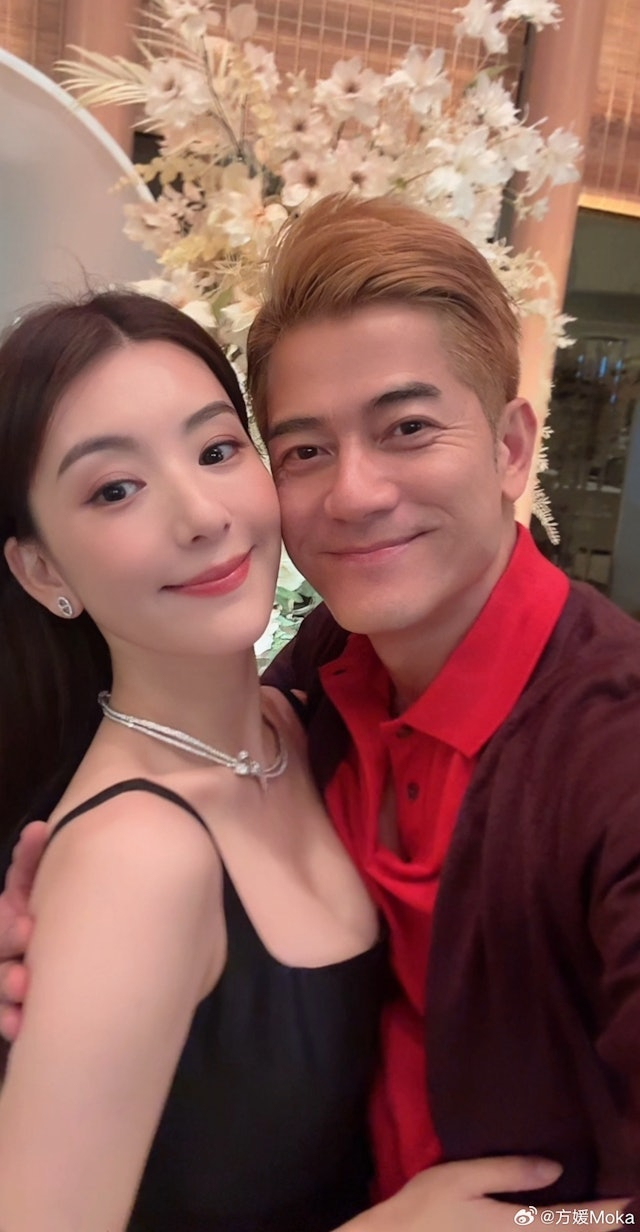 Quách Phú Thành hơn vợ hot girl, người mẫu 22 tuổi. Ảnh: Weibo. 