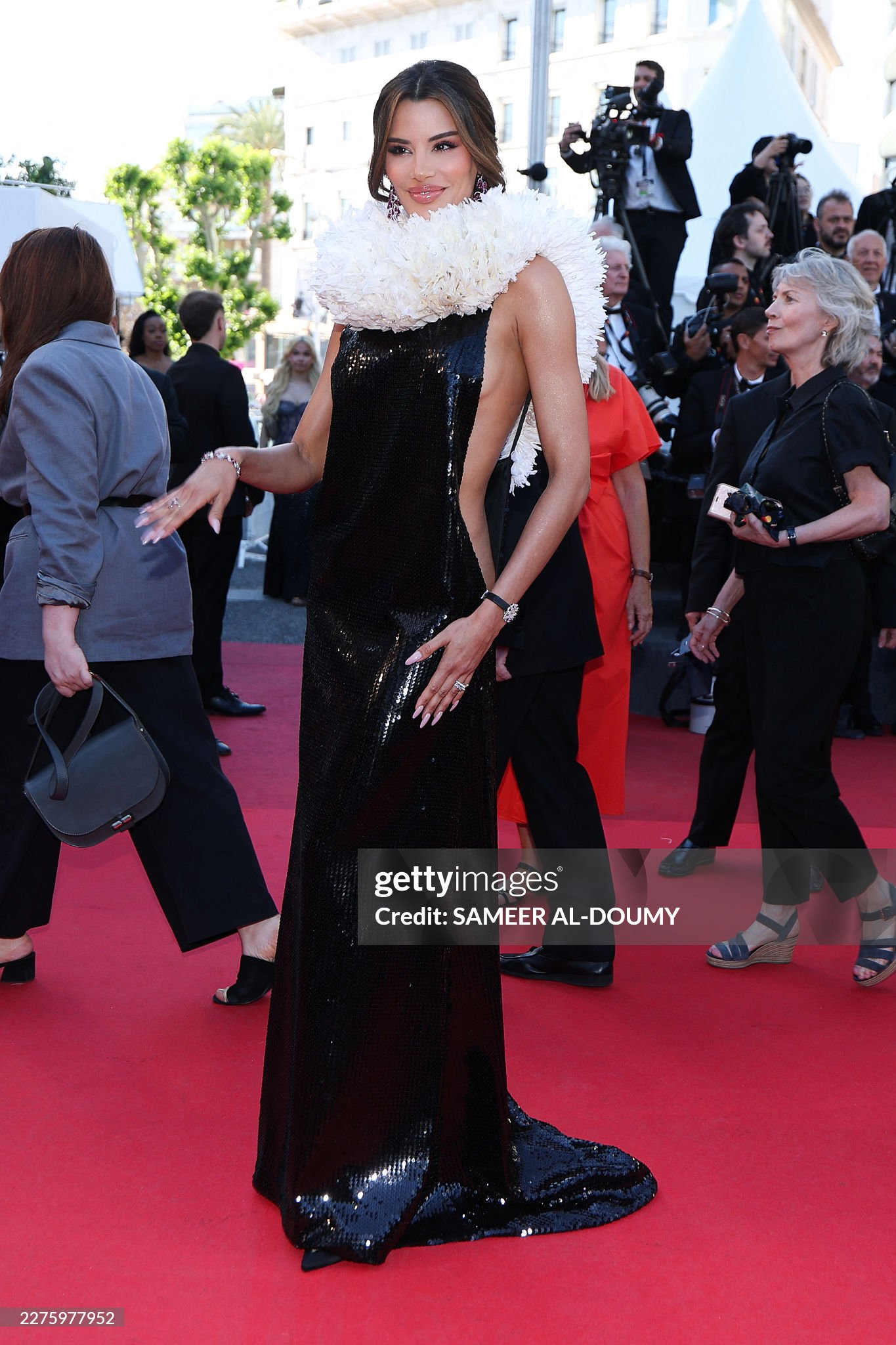 Á hậu Hoàn vũ 2015 Ariadna Gutierrez lại chọn trang phục khá khó hiểu. Ảnh: Getty Images