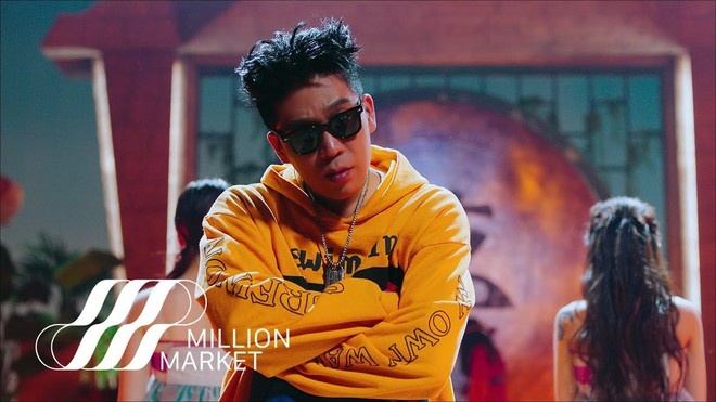 MC Mong bị nghi đánh bạc ở nước ngoài. Ảnh: X.