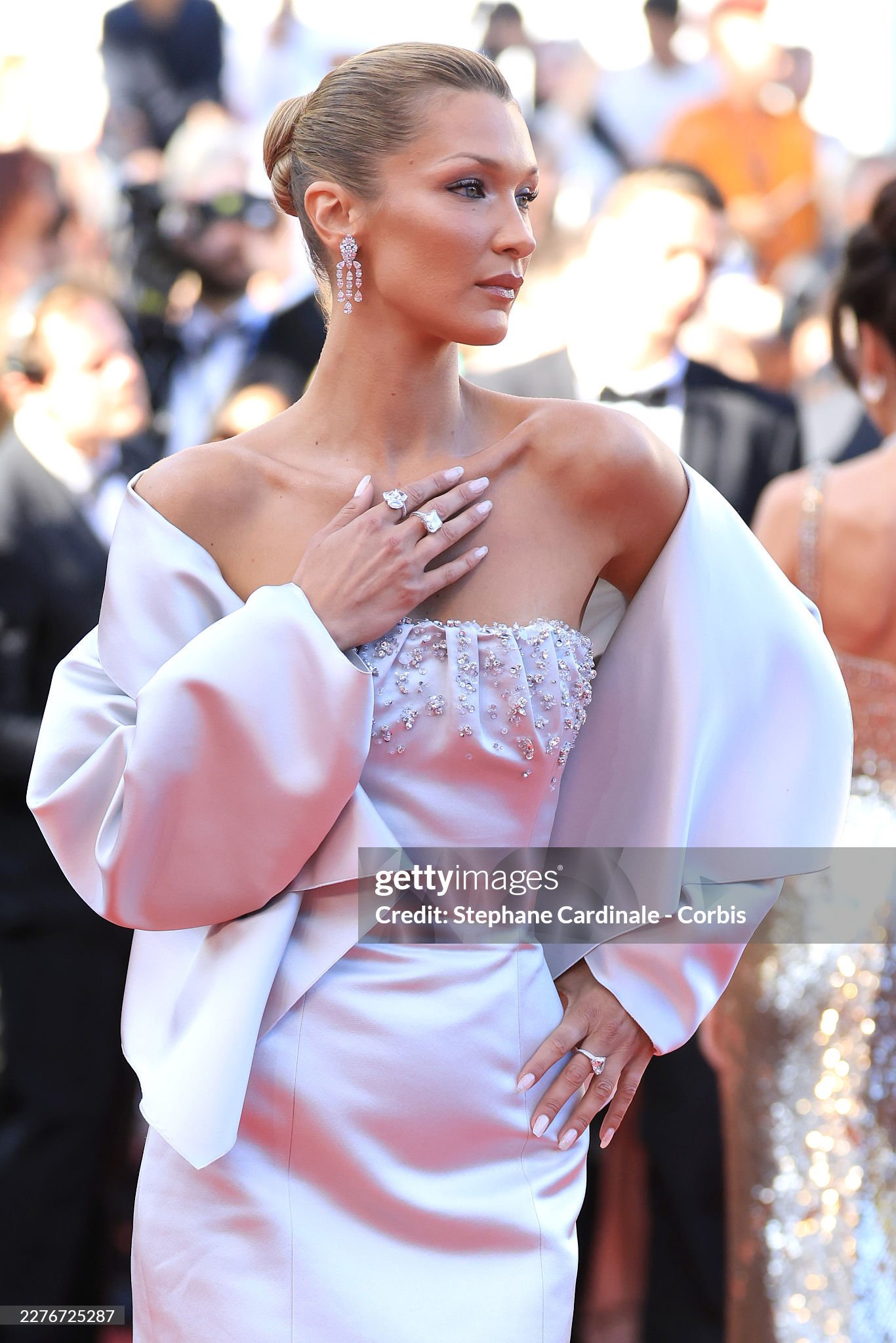 Siêu mẫu 30 tuổi đẹp kiêu sa và sắc sảo. Ảnh: Getty Images