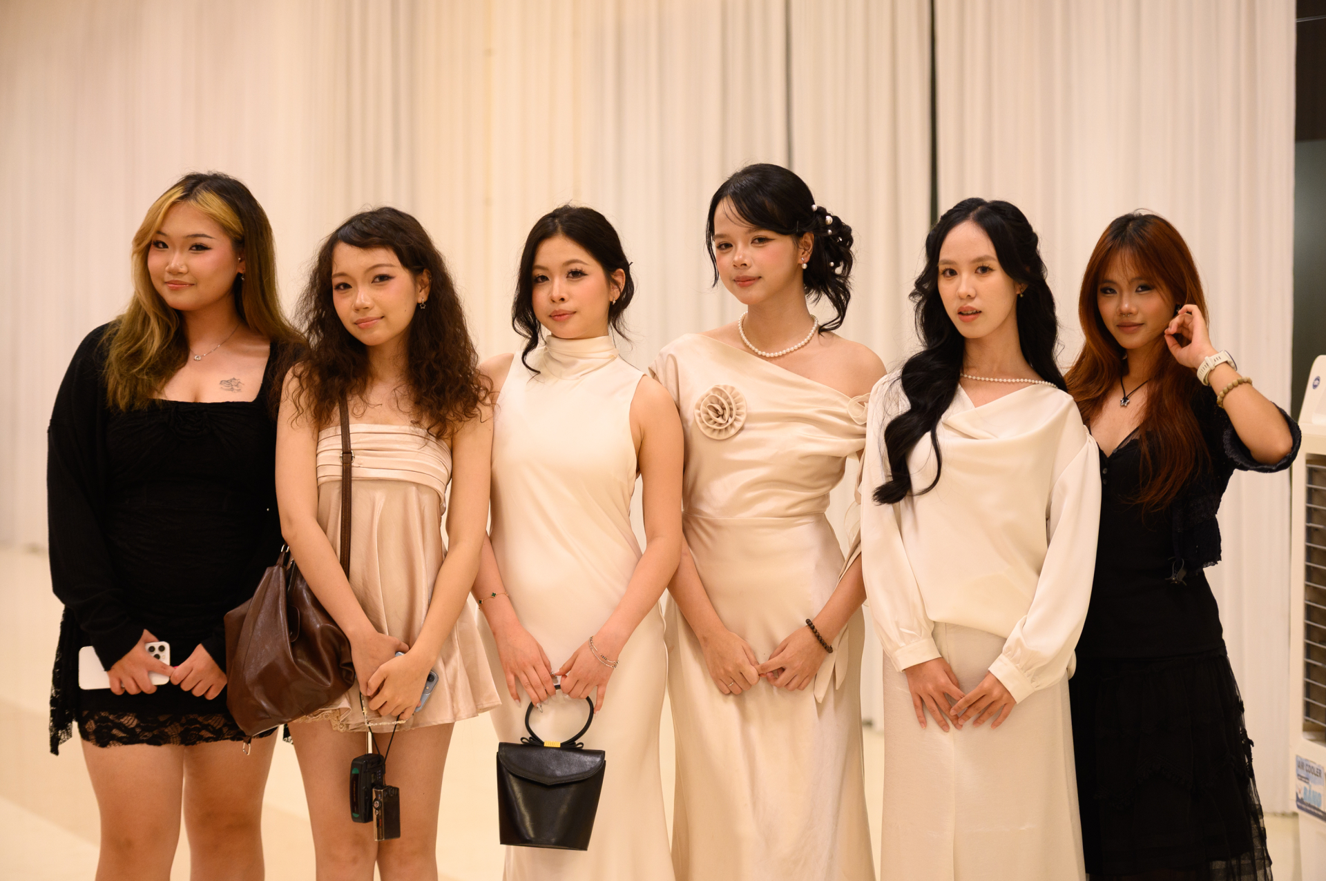 Lễ trưởng thành đặc biệt của các nam thanh nữ tú Chuyên Khoa học Xã hội và Nhân văn