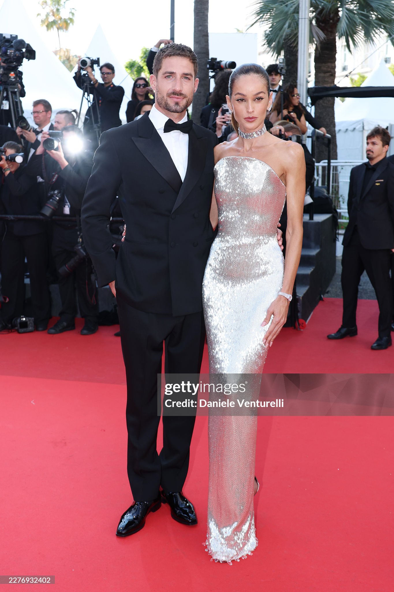 Cựu thiên thần Victoria's Secret Izabel Goulart và hôn phu Kevin Trapp. Ảnh: Getty Images