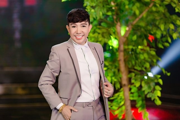 Ca sĩ Long Nhật
