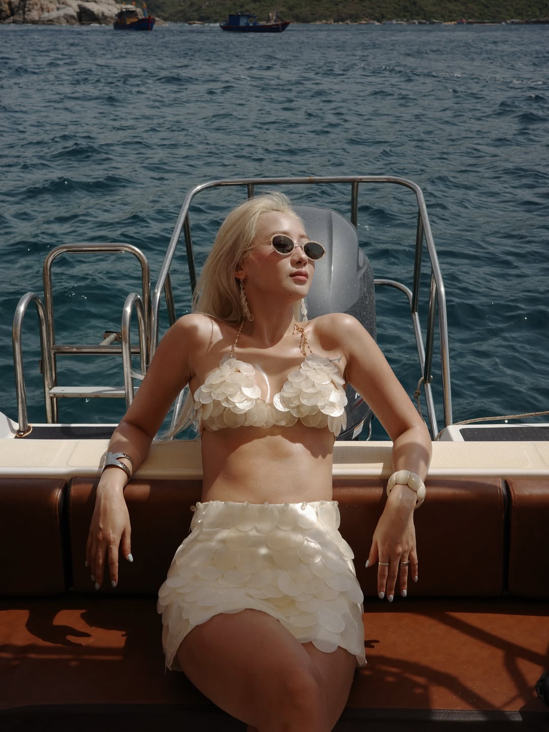 Body không mỡ thừa của Kiều Ly Phạm khi ngoài 30
