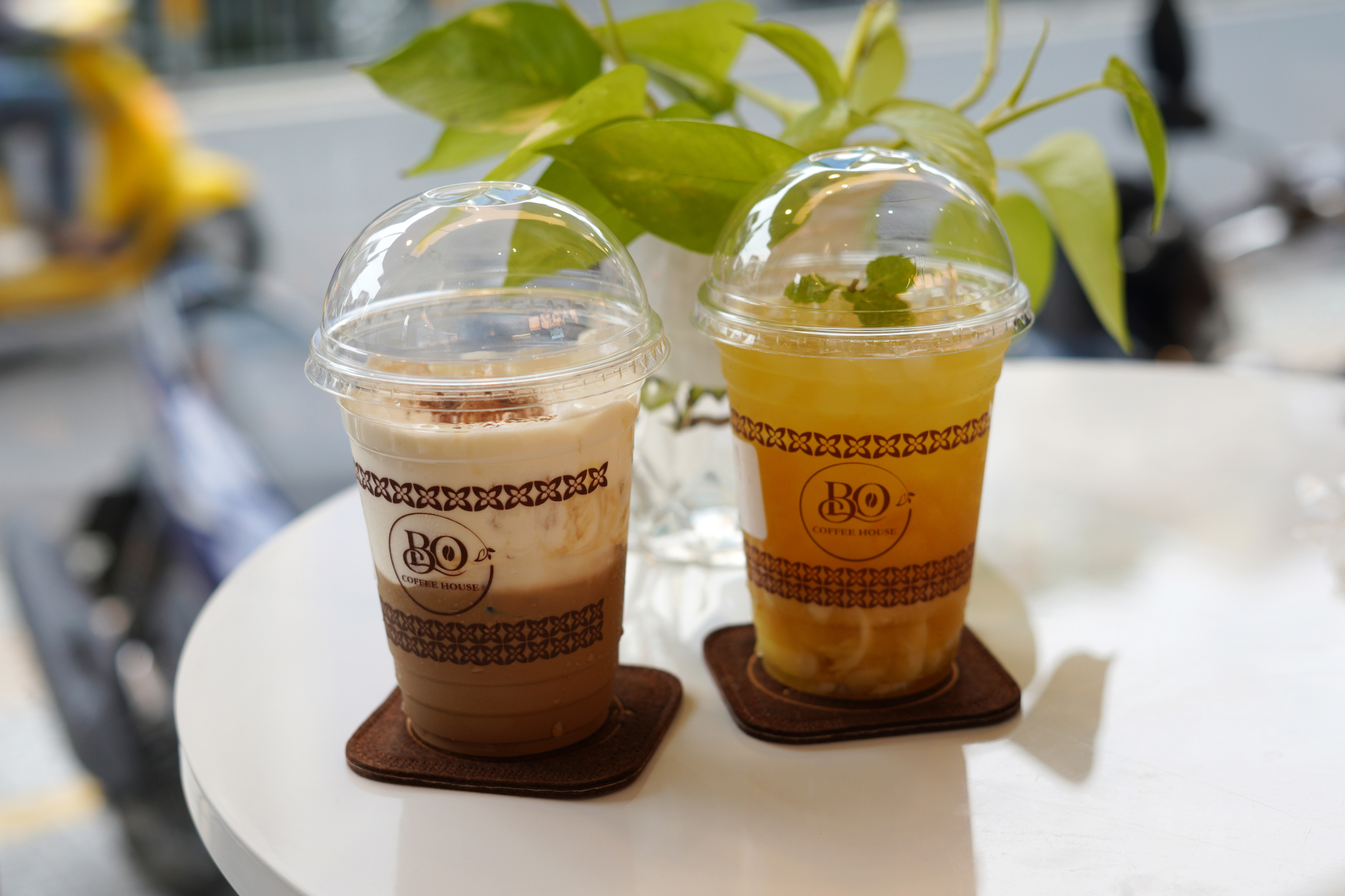 Uống thử quán nước của anh Bo Đan Trường: Hạt cà phê được nhập từ Pháp, có tầng bí mật khiến fan phải vỡ oà