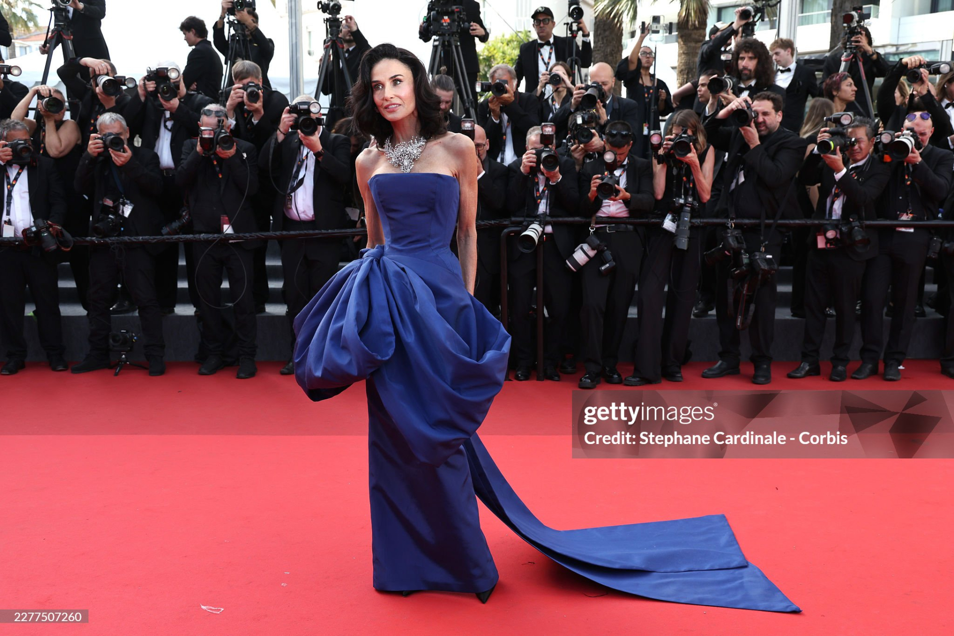 Minh tinh gạo cội Demi Moore luôn là 1 trong những