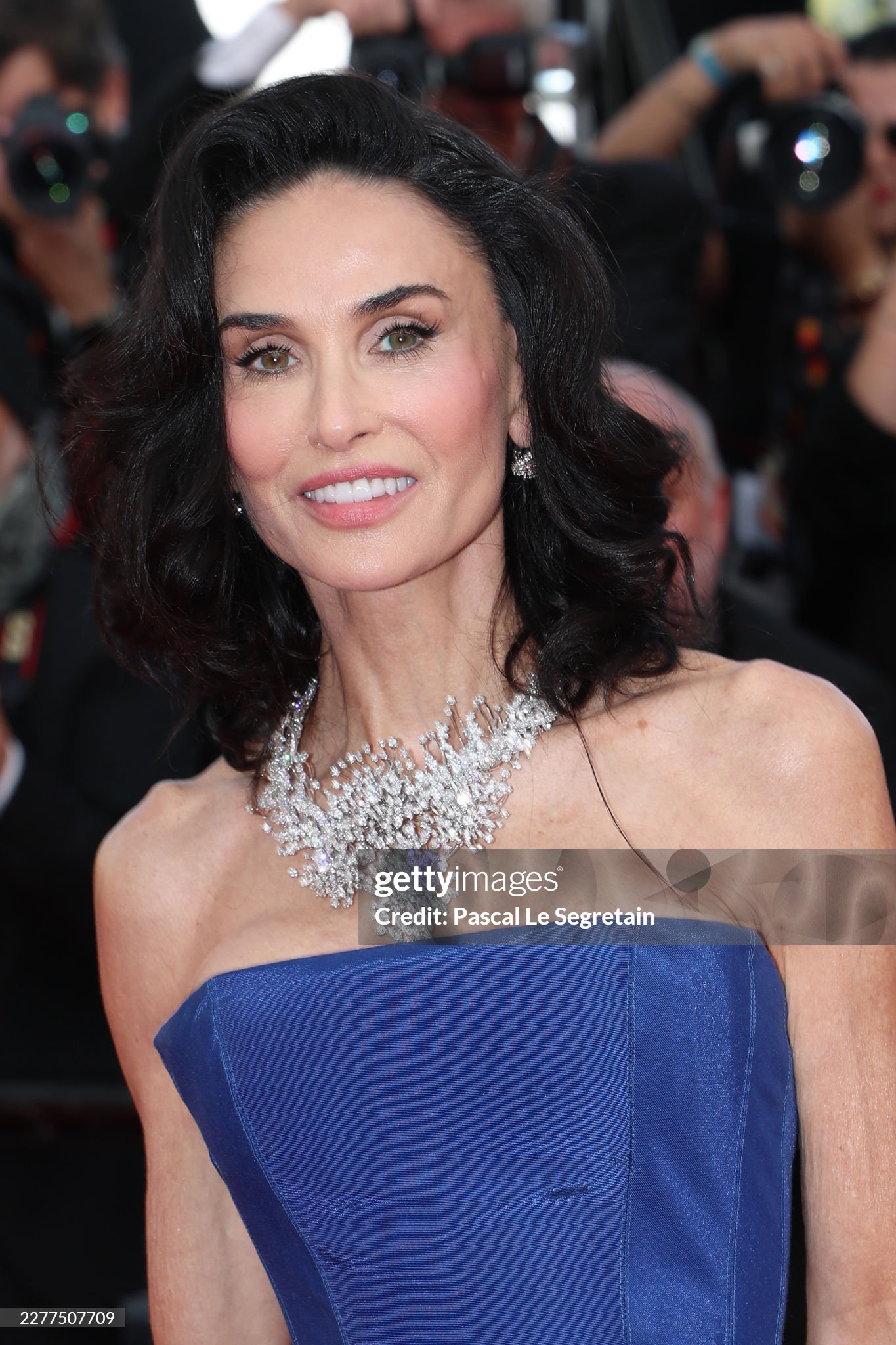 Dù thời gian đã in hằn nhưng thần thái quyến rũ của Demi Moore là điều không thể xóa nhòa. Ảnh: Getty Images