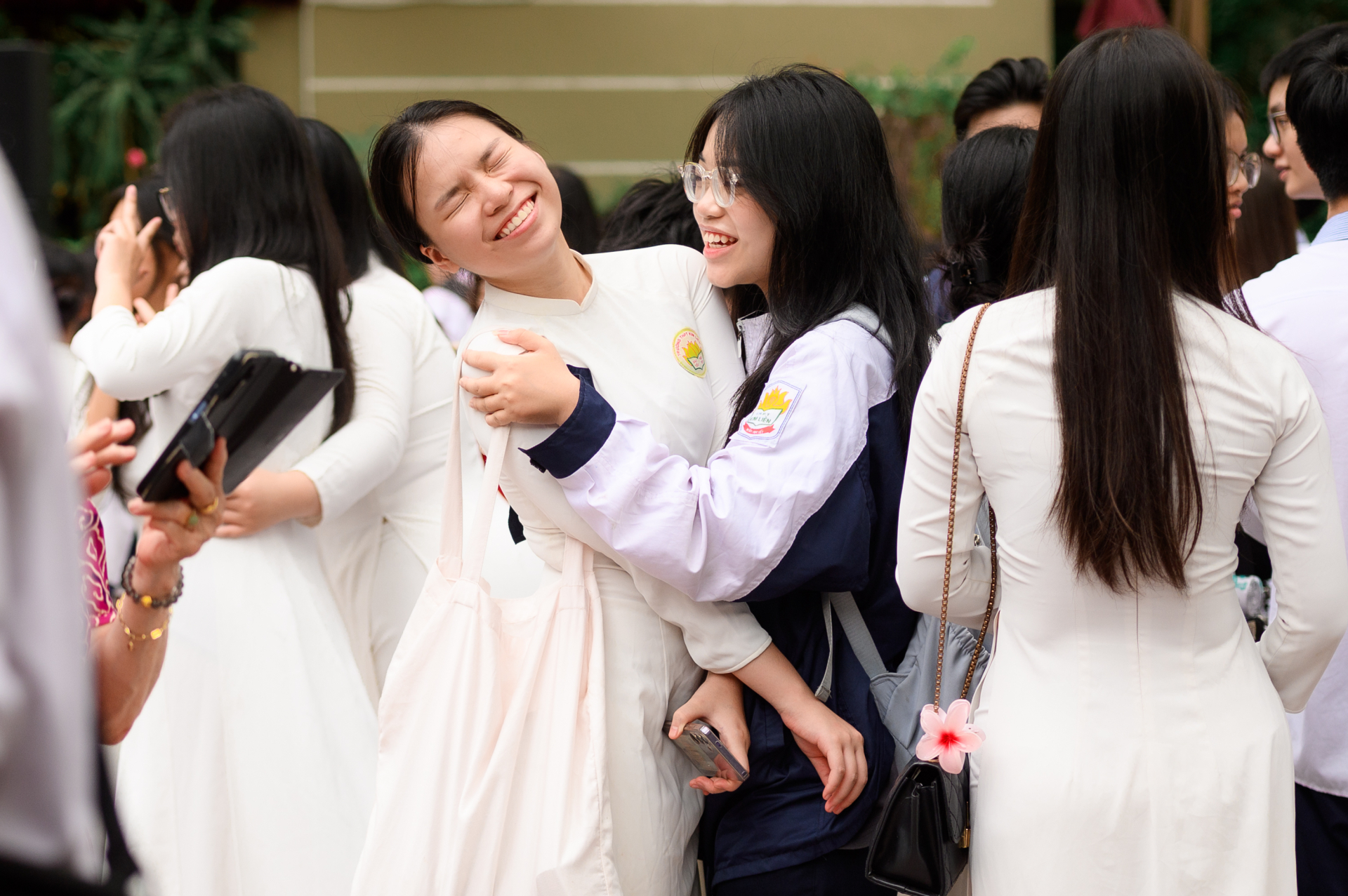 Lễ bế giảng diễn ra với nhiều cảm xúc khác nhau