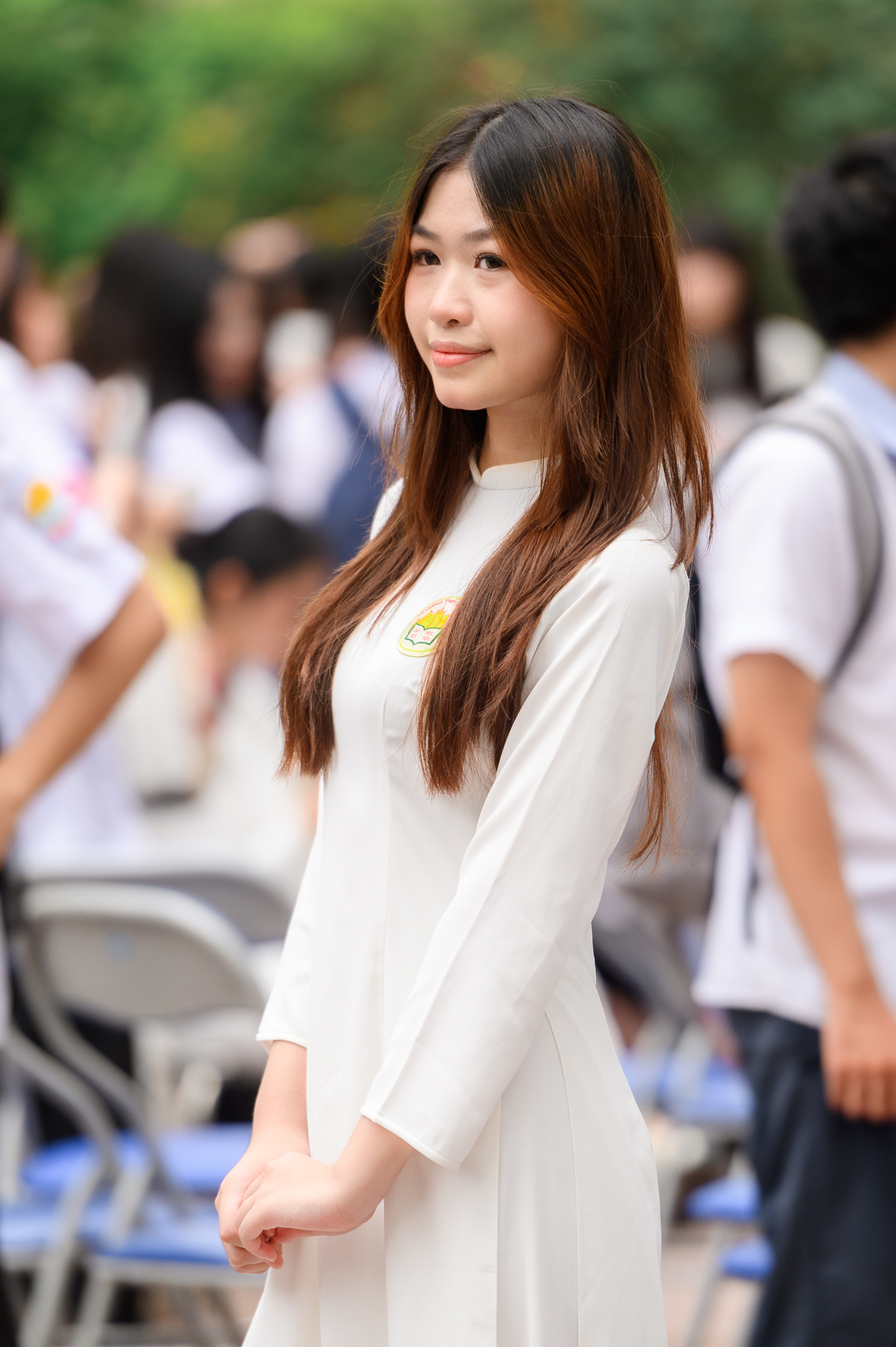 Đến những tà áo dài thướt tha