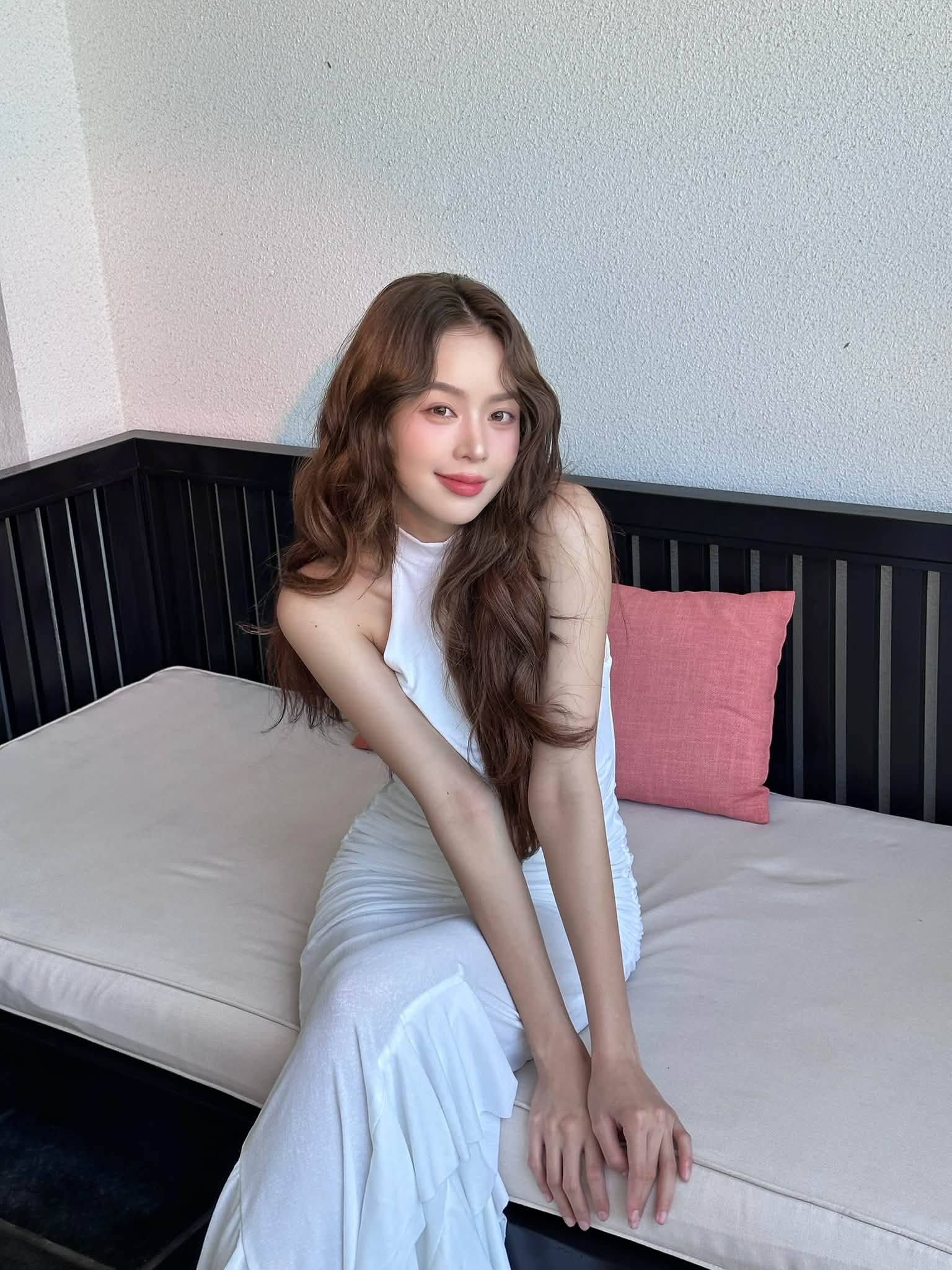 Thanh Thuỷ được nhiều người biết đến hơn sau thành tích lịch sử ở Miss International