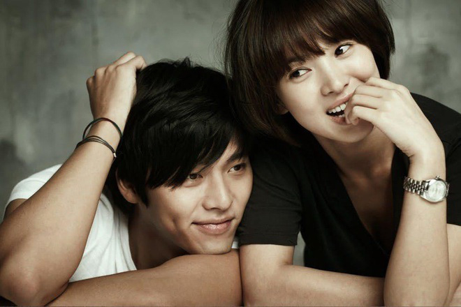 Song Hye Kyo từng xác nhận mối quan hệ tình cảm với Lee Byung Hun và Hyun Bin. Ảnh: Nate