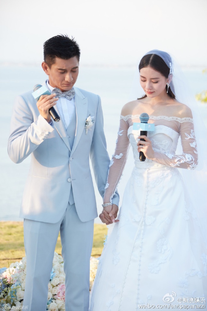 Nguyên nhân ly hôn của cặp sao được giới thạo tin tiết lộ là vì Ngô Kỳ Long làm ăn thua lỗ, Lưu Thi Thi bất mãn vì bị chồng và nhà chồng bòn rút tiền. Tuy nhiên, đây là thông tin chưa được xác thực. Ảnh: Weibo.