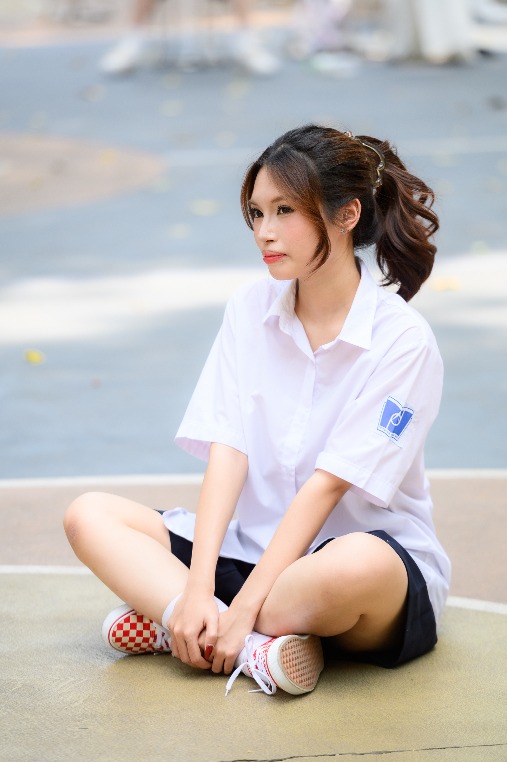 Bất chấp cái nắng đầu hè, nữ sinh Phan Đình Phùng vẫn rất rạng rỡ