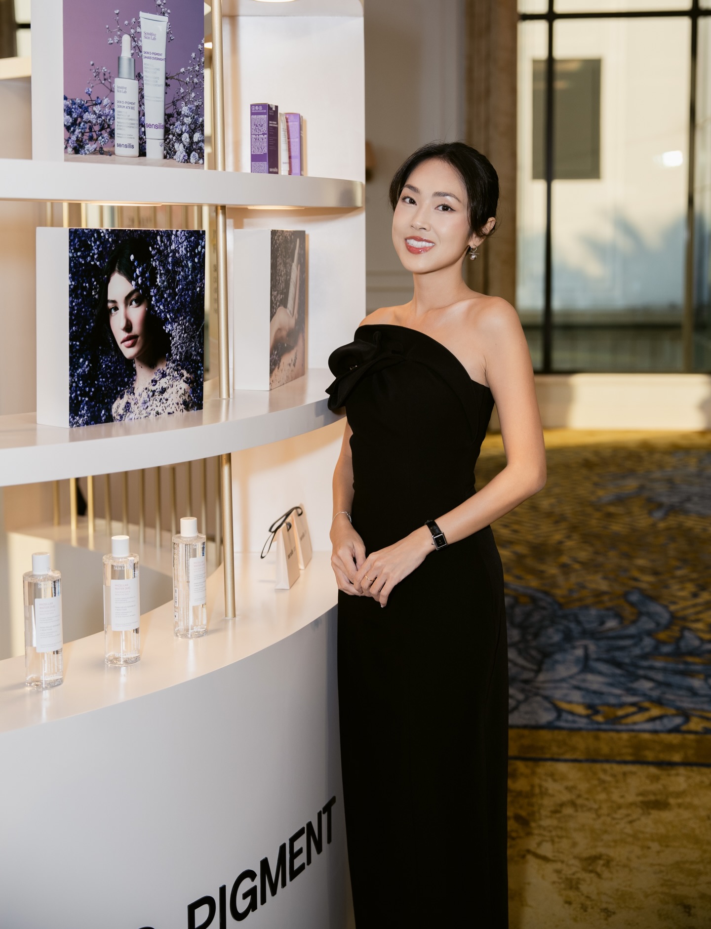 Misoa Kim Anh có hơn 10 năm hoạt động nghệ thuật, thành công với vai trò MC. 